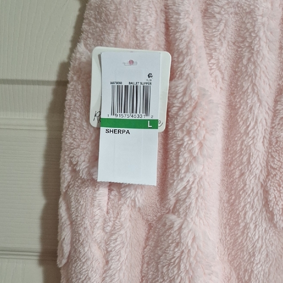 Rebellious One Sherpa Lounge Pajama Pants - L - Soft Pink Hearts - Picture 4 of 12